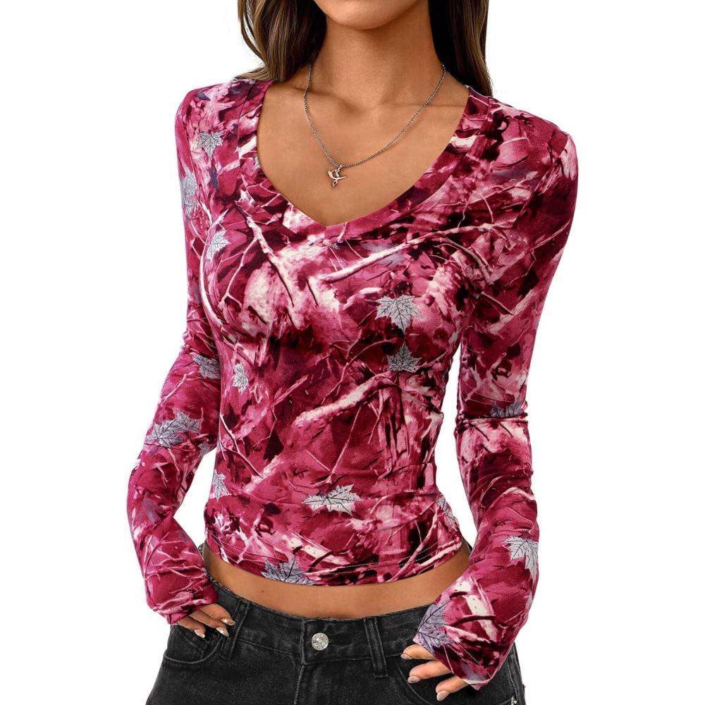 imagePRETTYGARDEN Womens Long Sleeve T Shirts 2025 Fall Trendy Deep V Neck Slim Fit Basic Crop Tops Casual Going Out TopRed Floral