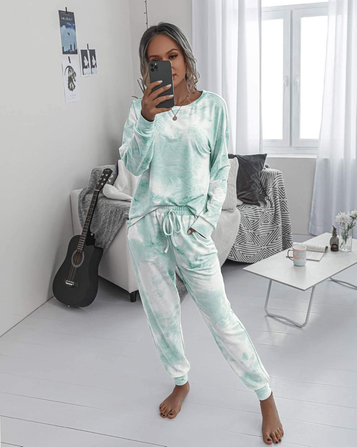 imagePRETTYGARDEN Womens Two Piece Loungewear Fall Casual Long Sleeve Tops Jogger Pants Pajama Sets Matching Outfits ClothingGreen