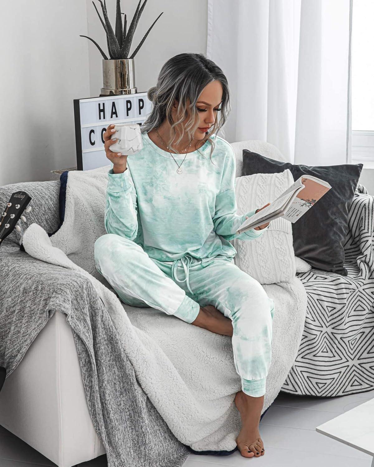 imagePRETTYGARDEN Womens Two Piece Loungewear Fall Casual Long Sleeve Tops Jogger Pants Pajama Sets Matching Outfits ClothingGreen