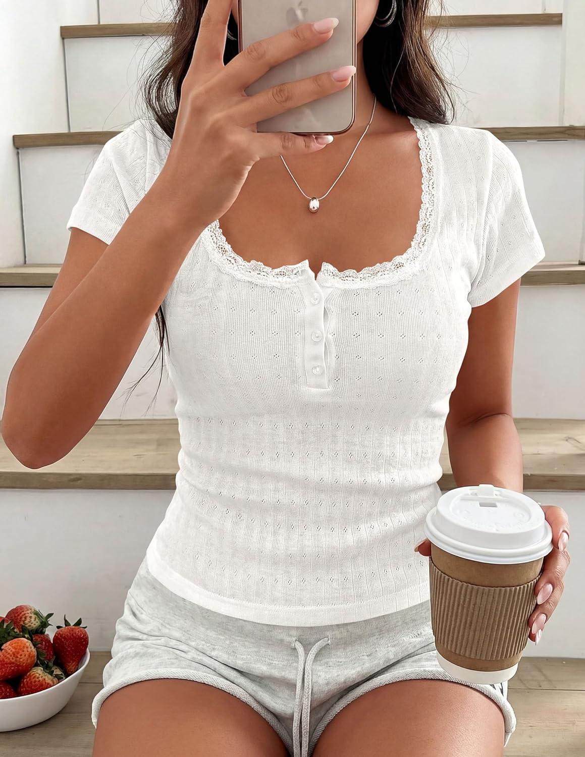 imagePRETTYGARDEN Summer Tops for Women 2026 Short Sleeve Lace Trim Slim Fitted Henley Tee Shirts Y2K Fashion ClothingWhite
