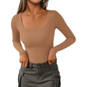 PRETTYGARDEN Long Sleeve Shirts for Women Spring 2026 Ribbed Basic Tees Scoop Neck Trendy Going Out Tops Fashion Clothing(Light Camel)
