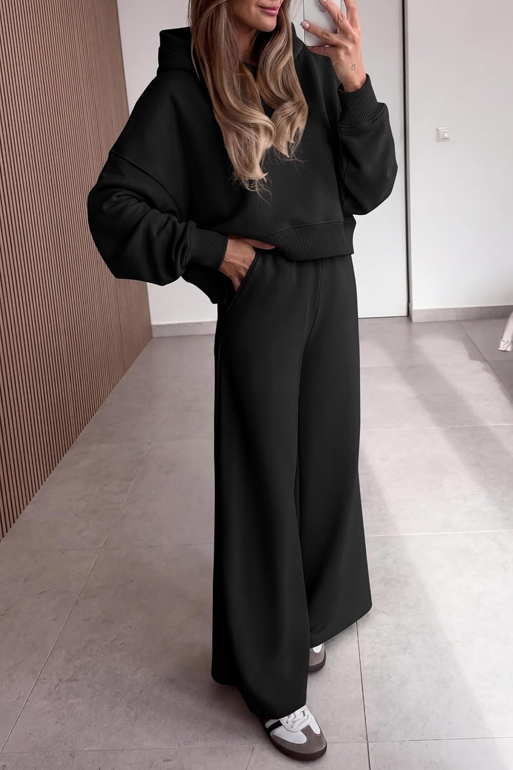 image:imagePRETTYGARDEN Women 2 Piece Hoodies Sweatpants Sweatsuits Long Sleeve Oversized Hooded Sweatshirts Cotton Wide Leg Sweatpant With Pockets Fall Workout Sets Holiday Travel OutfitsBlack