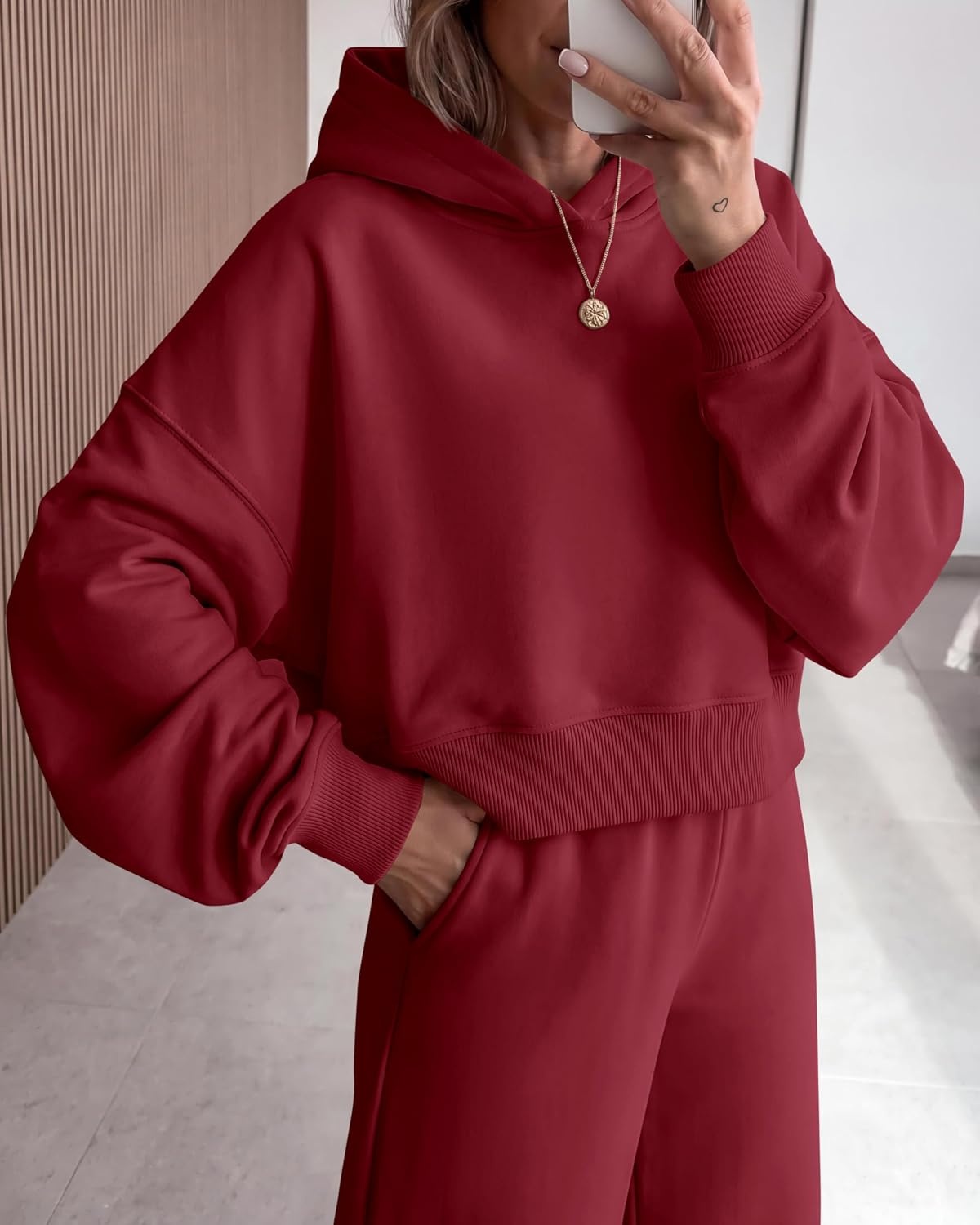 image:imagePRETTYGARDEN Women 2 Piece Hoodies Sweatpants Sweatsuits Long Sleeve Oversized Hooded Sweatshirts Cotton Wide Leg Sweatpant With Pockets Fall Workout Sets Holiday Travel OutfitsBurgundy
