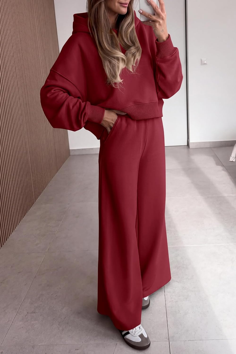 image:imagePRETTYGARDEN Women 2 Piece Hoodies Sweatpants Sweatsuits Long Sleeve Oversized Hooded Sweatshirts Cotton Wide Leg Sweatpant With Pockets Fall Workout Sets Holiday Travel OutfitsBurgundy