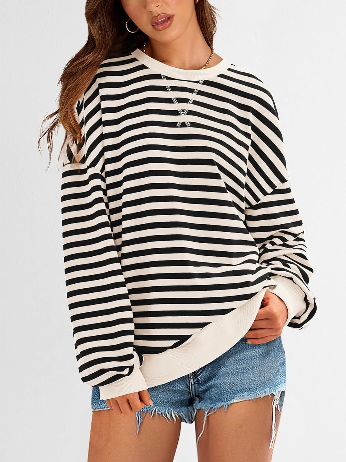 image:imagePRETTYGARDEN Womens Striped Oversized Sweatshirt Lightweight Fall Clothes Stitching Crew Neck Sweatshirts Women Long Sleeve Casual Loose Pullover Top Color Block Y2K Outfits Fashion ClothingBeige Black