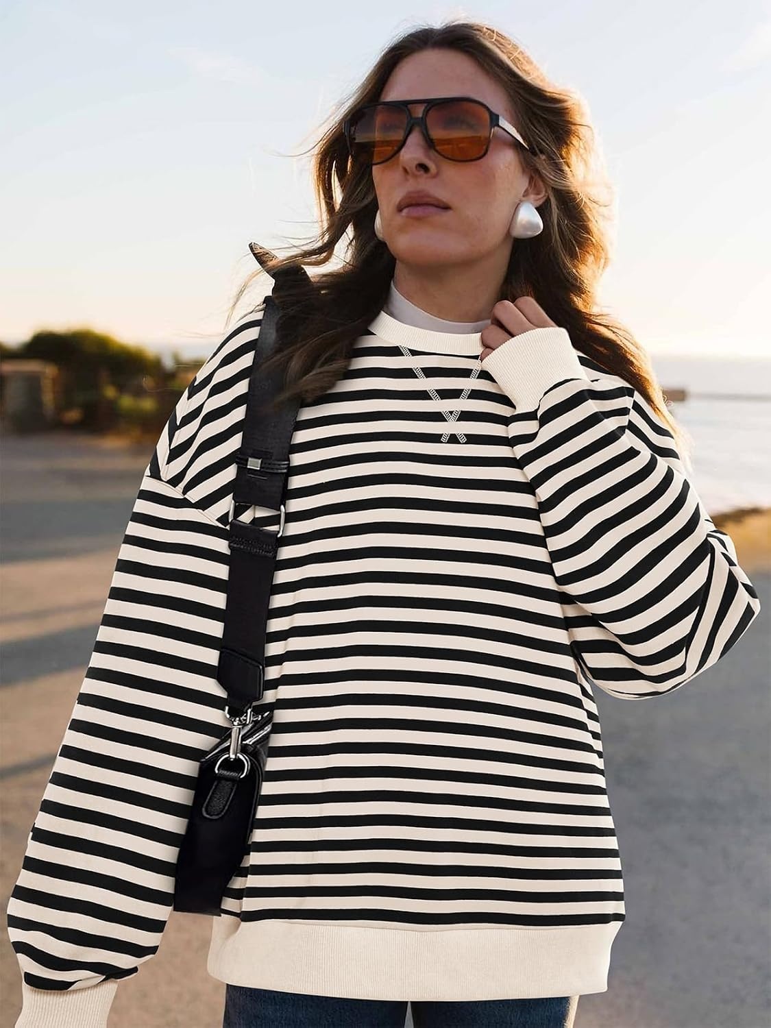 image:imagePRETTYGARDEN Womens Striped Oversized Sweatshirt Lightweight Fall Clothes Stitching Crew Neck Sweatshirts Women Long Sleeve Casual Loose Pullover Top Color Block Y2K Outfits Fashion ClothingBeige Black