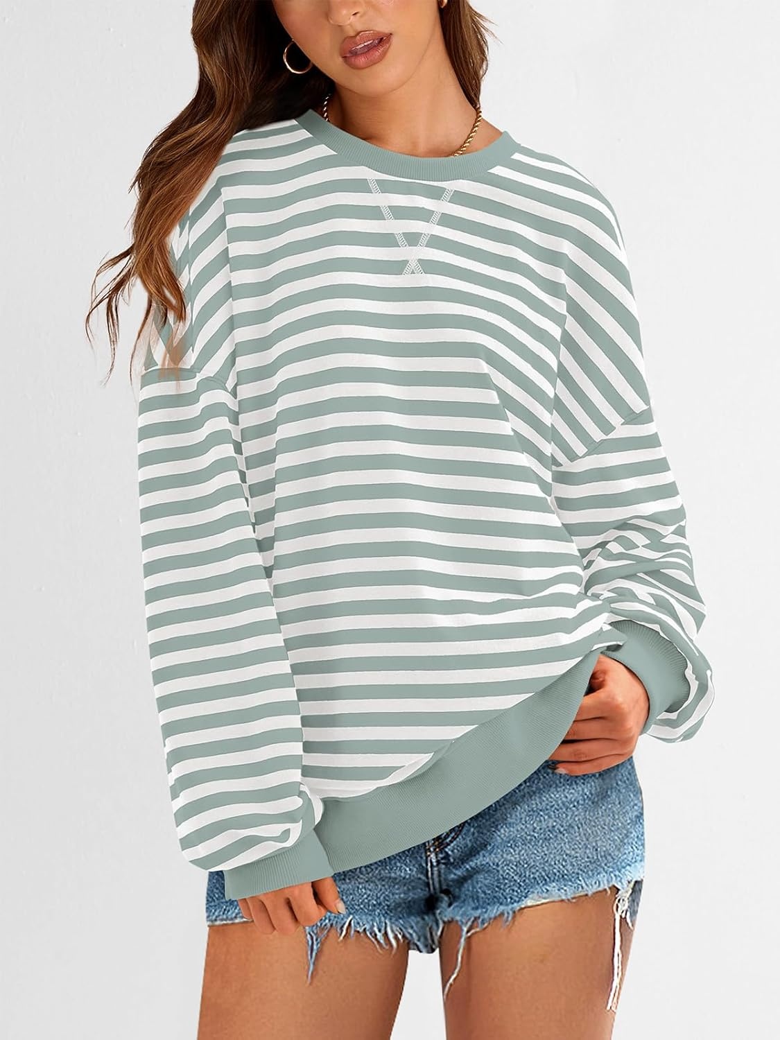 image:imagePRETTYGARDEN Womens Striped Oversized Sweatshirt Lightweight Fall Clothes Stitching Crew Neck Sweatshirts Women Long Sleeve Casual Loose Pullover Top Color Block Y2K Outfits Fashion ClothingLight Green White