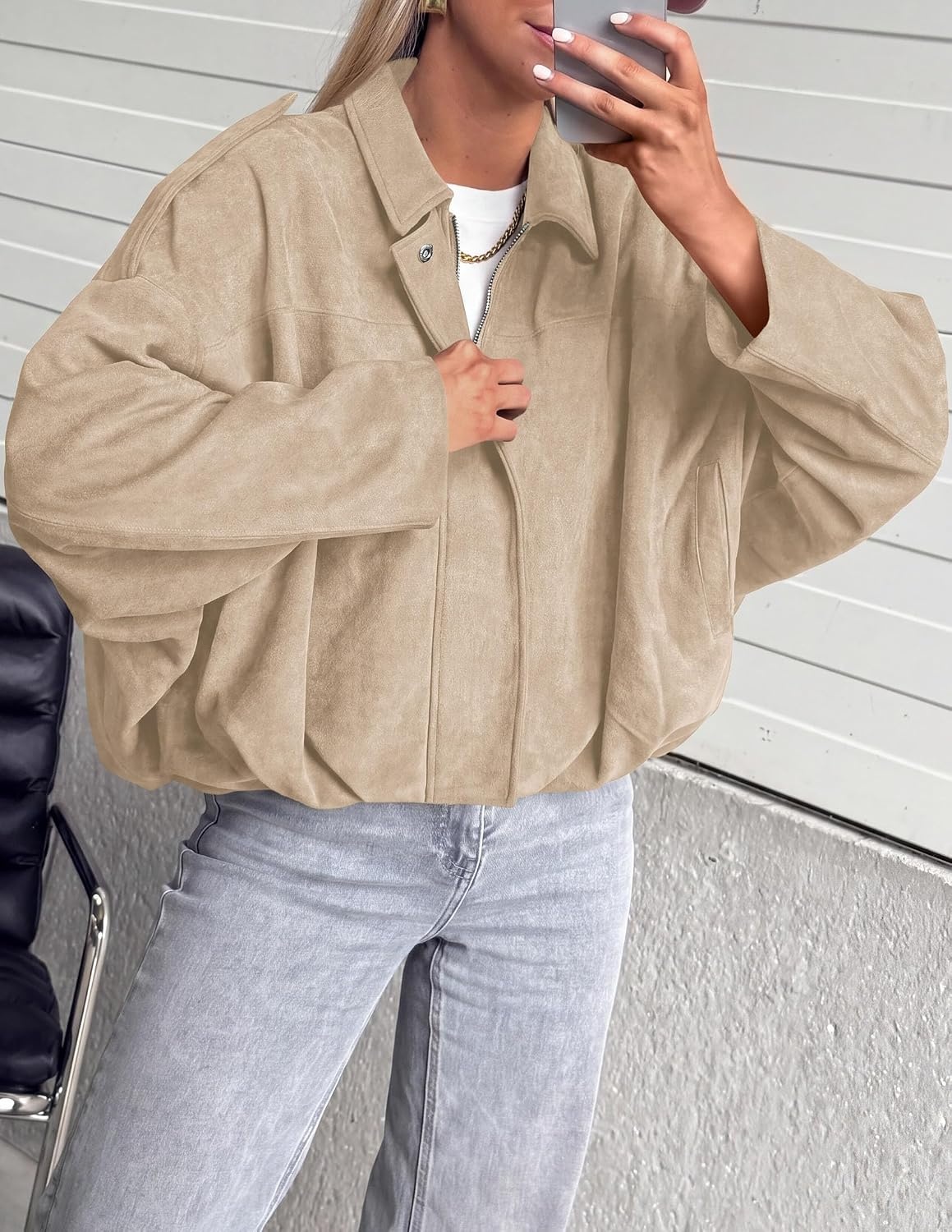 image:imagePRETTYGARDEN Womens Faux Suede Cropped Bomber JacketBeige