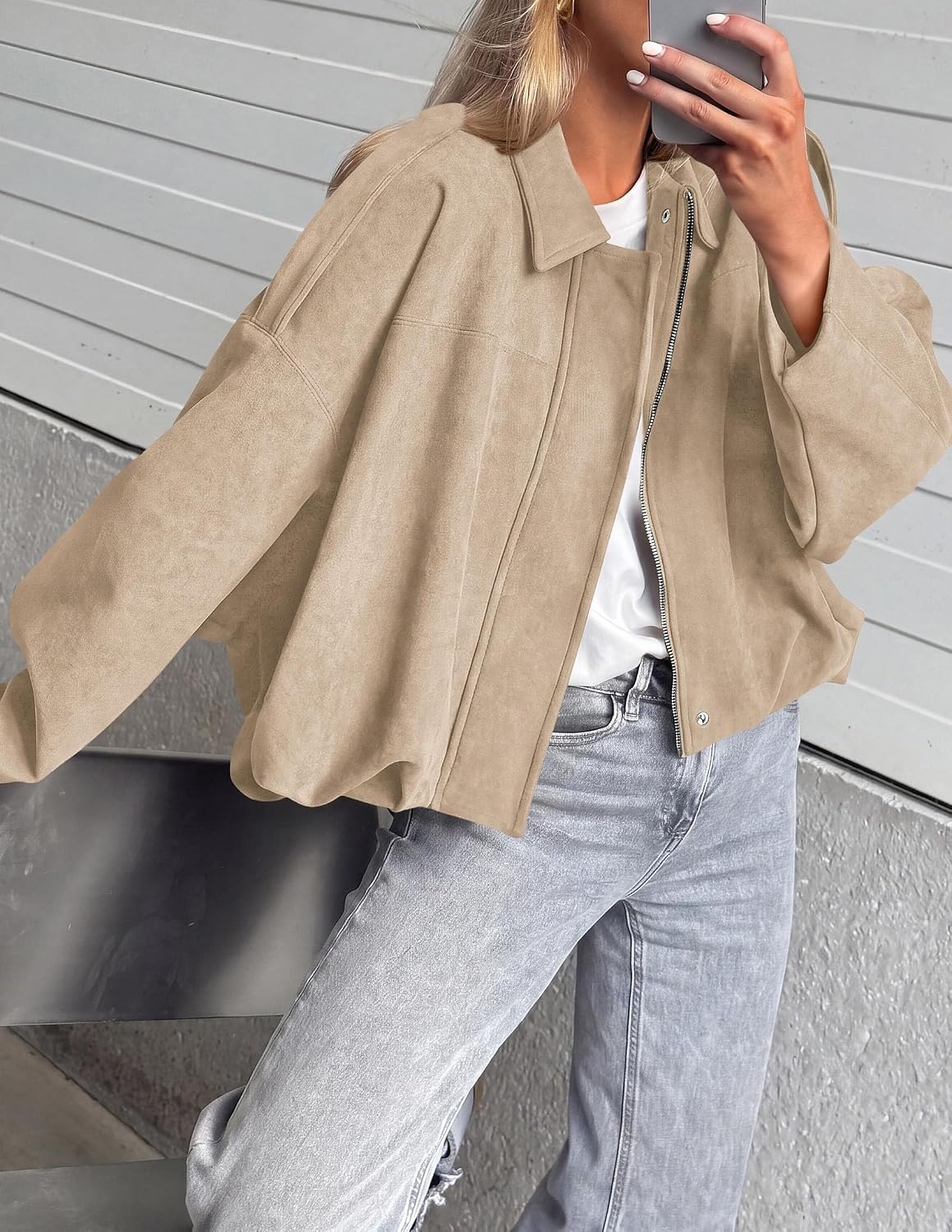 image:imagePRETTYGARDEN Womens Faux Suede Cropped Bomber JacketBeige
