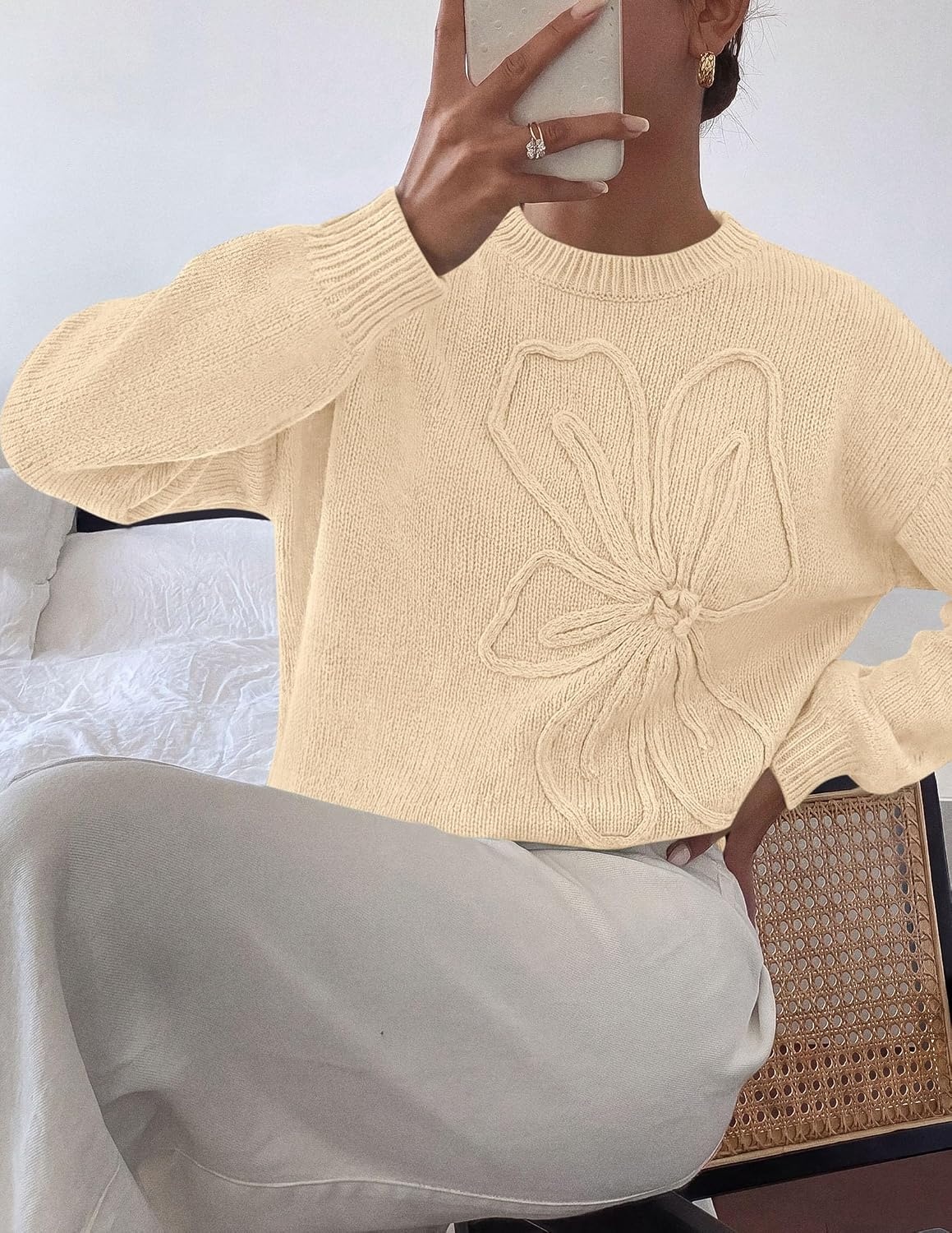 image:imagePRETTYGARDEN Womens Oversized 3D Floral Knit SweaterApricot
