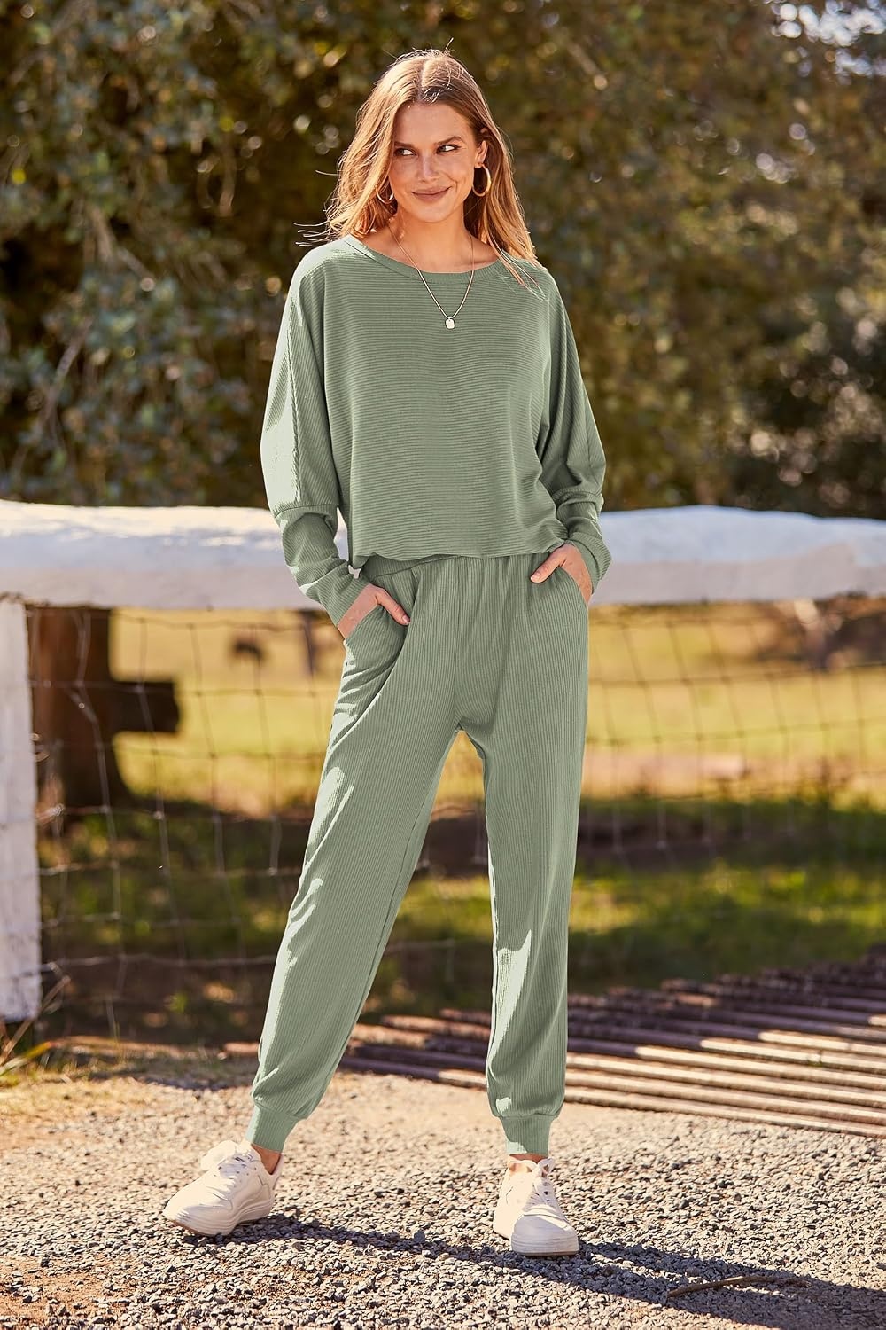 image:imagePRETTYGARDEN Womens 2 Piece Outfit Matching Lounge SetBean Green