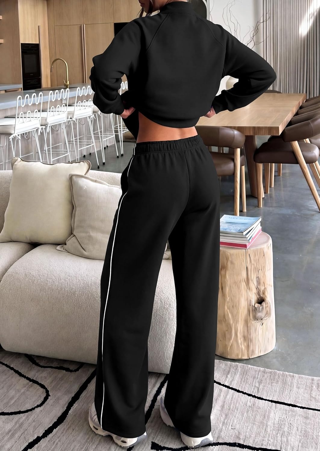 image:imagePRETTYGARDEN Womens 2 Piece Sweat Set Casual Fall OutfitsBlack