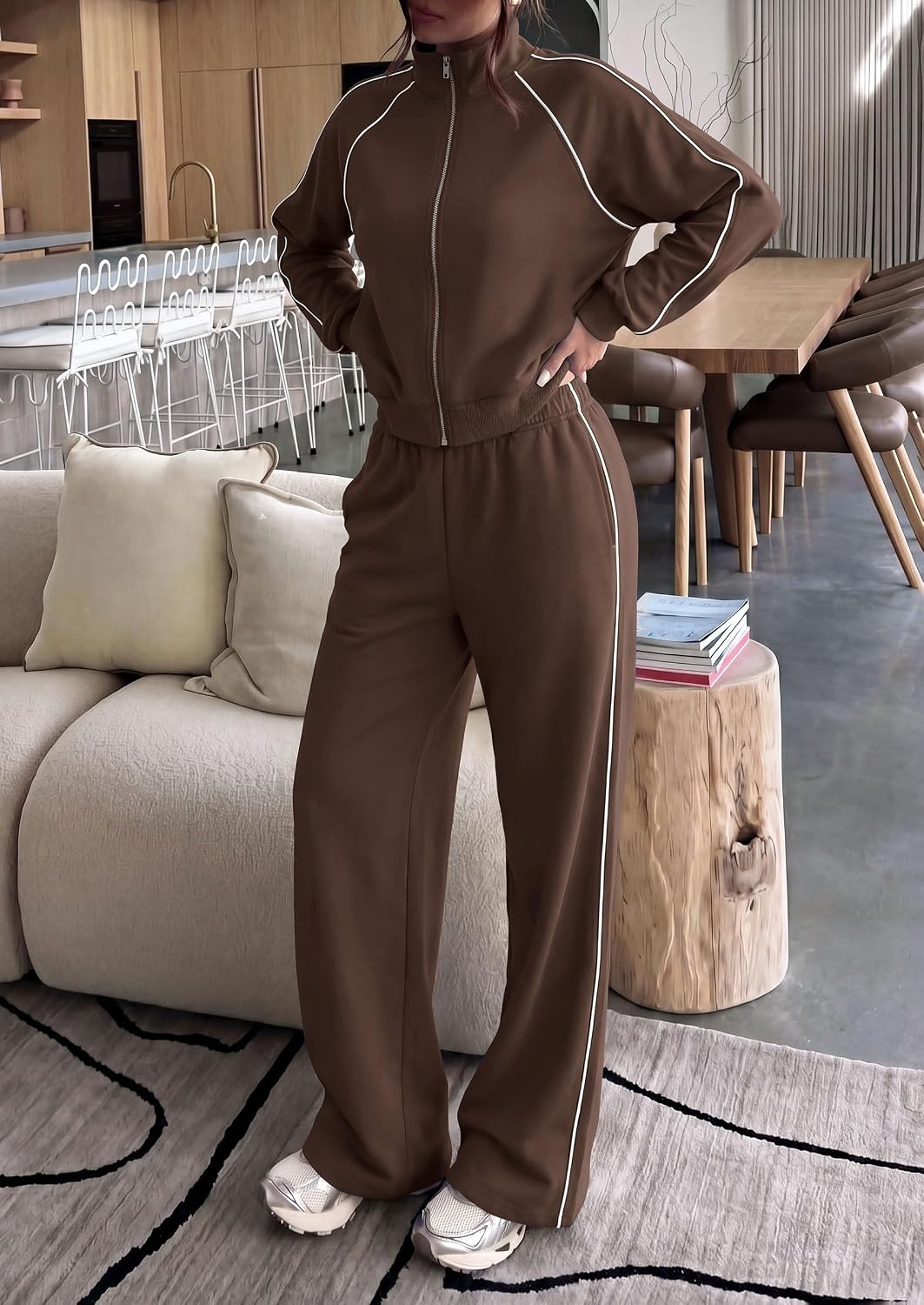 image:imagePRETTYGARDEN Womens 2 Piece Sweat Set Casual Fall OutfitsBrown