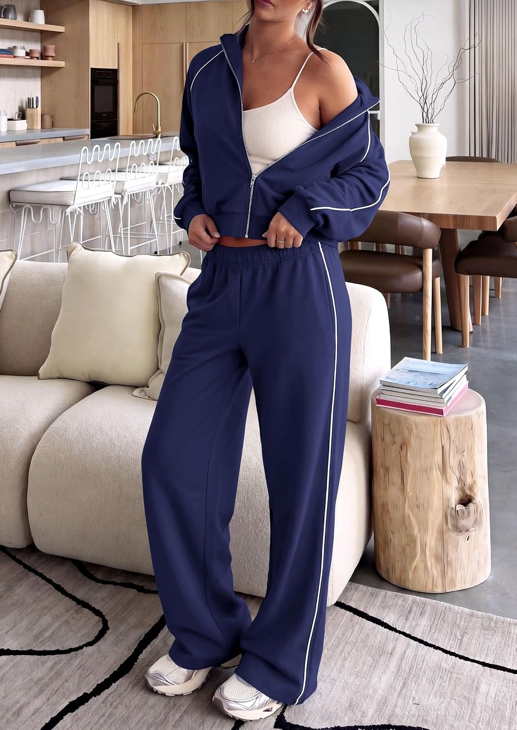 image:imagePRETTYGARDEN Womens 2 Piece Sweat Set Casual Fall OutfitsNavy Blue
