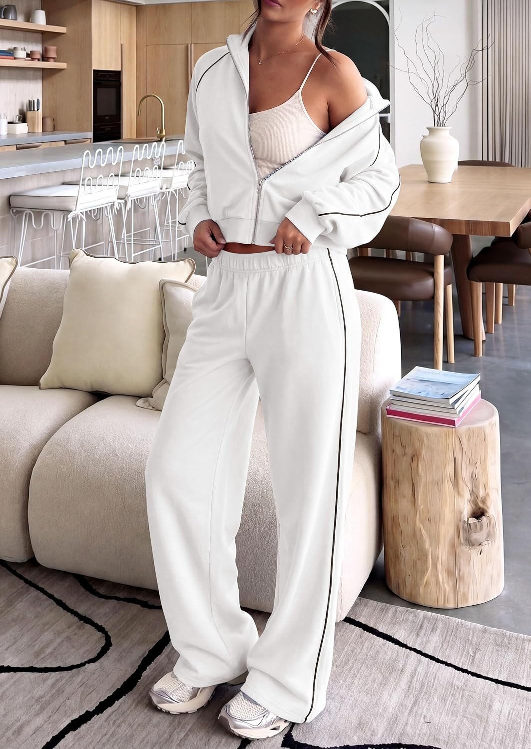 image:imagePRETTYGARDEN Womens 2 Piece Sweat Set Casual Fall OutfitsWhite