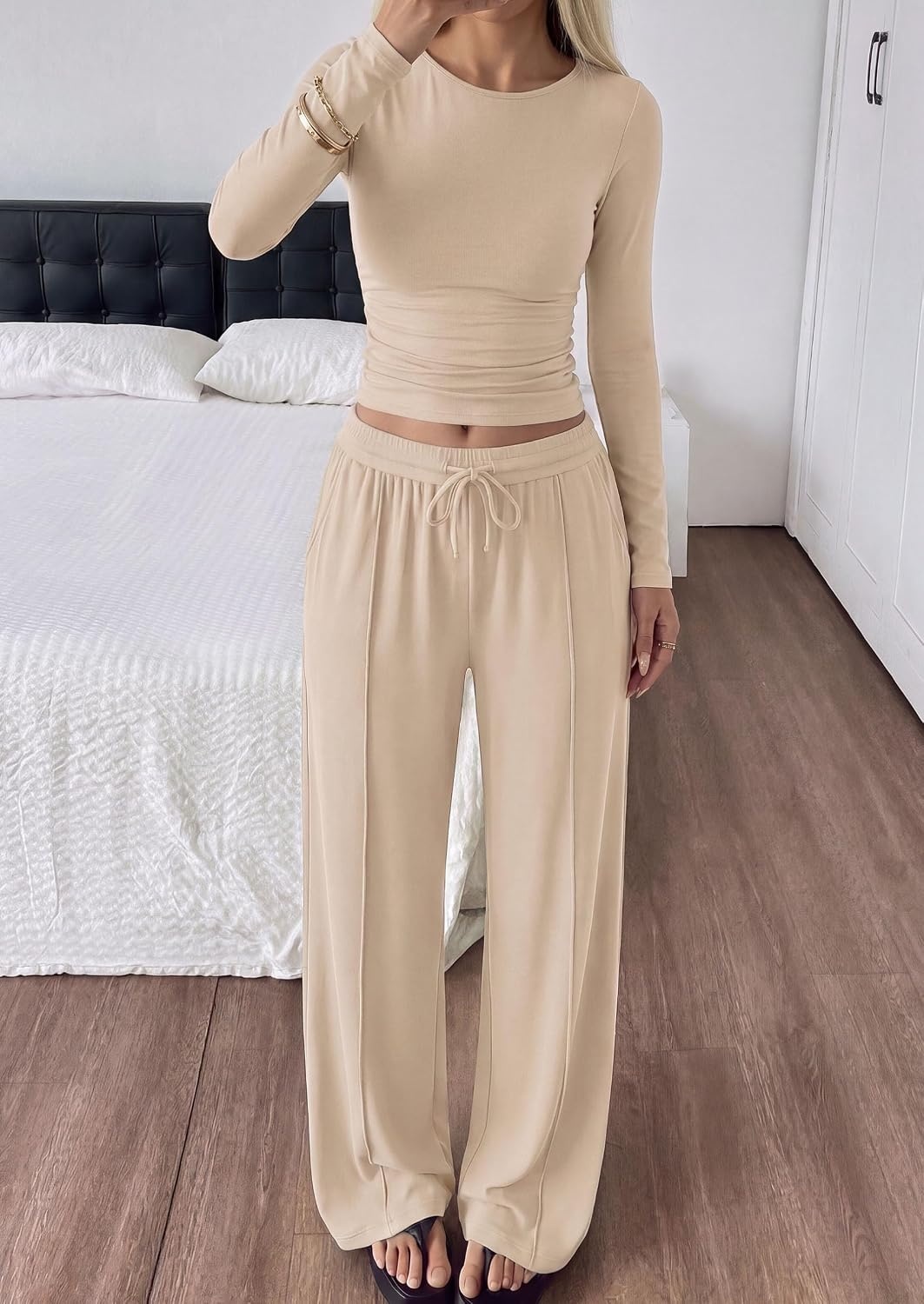 image:imagePRETTYGARDEN Womens Matching Lounge Sets 2 Piece OutfitsApricot
