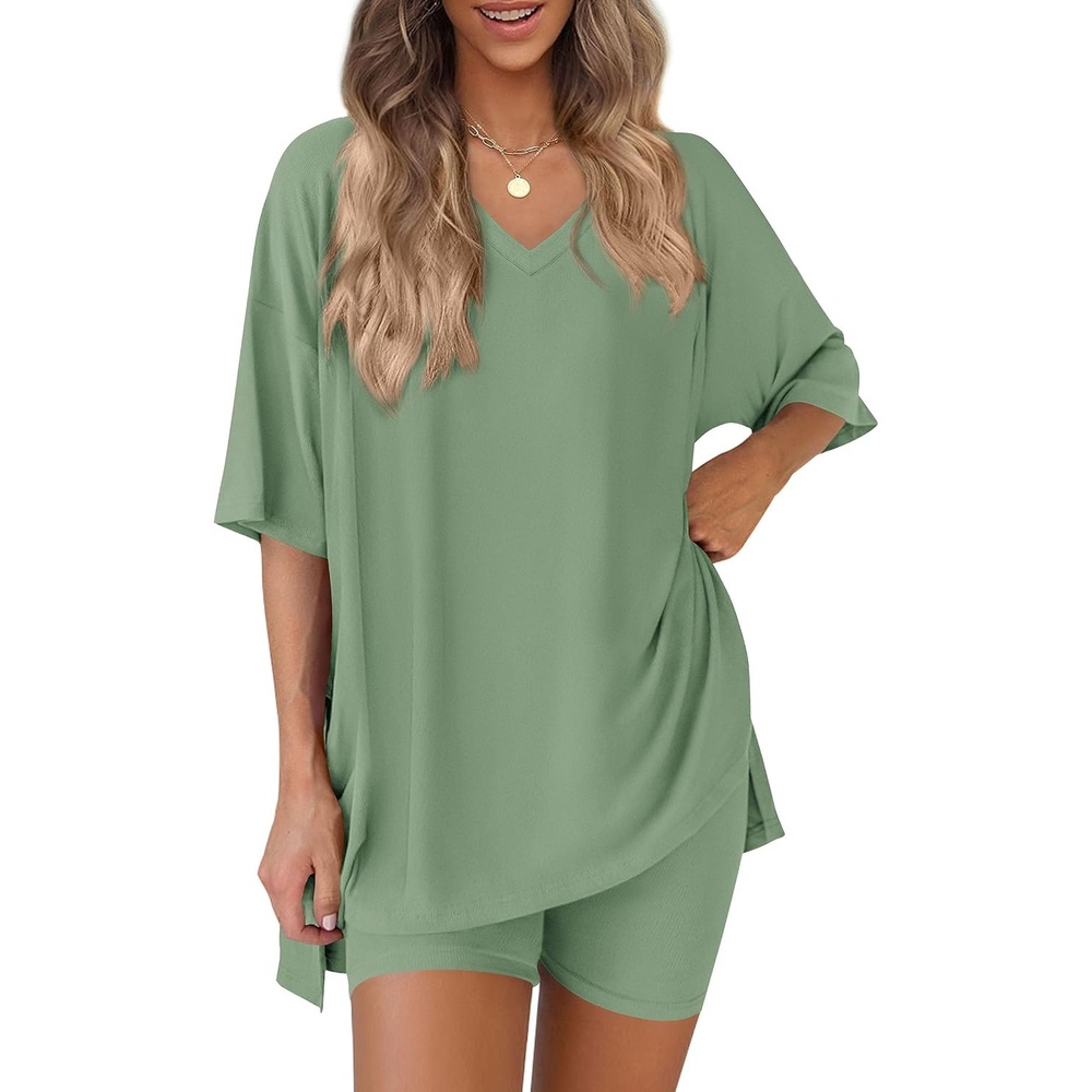 image:imagePRETTYGARDEN Womens 2 Piece Outfit Lounge Short SetsBean Green