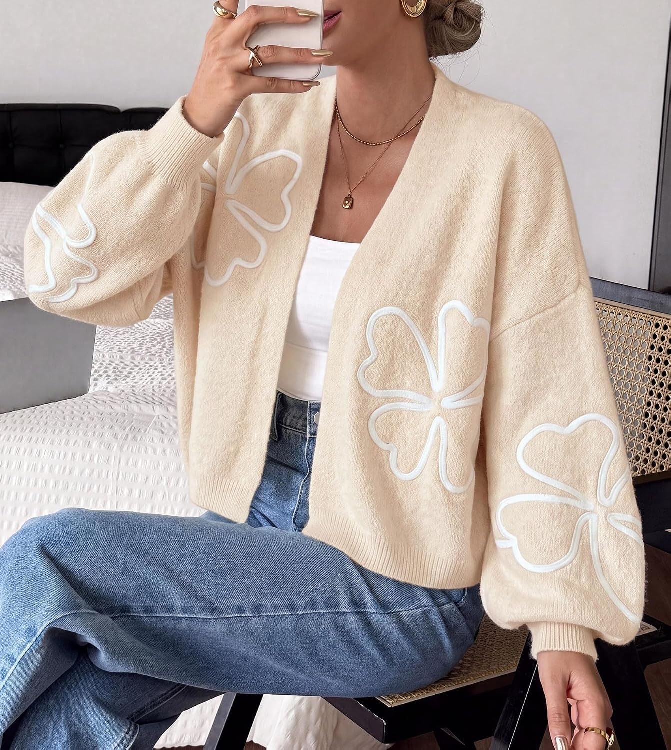 image:imagePRETTYGARDEN Womens Floral Oversized Cardigan Sweaters Trendy Fall OutfitsBeige