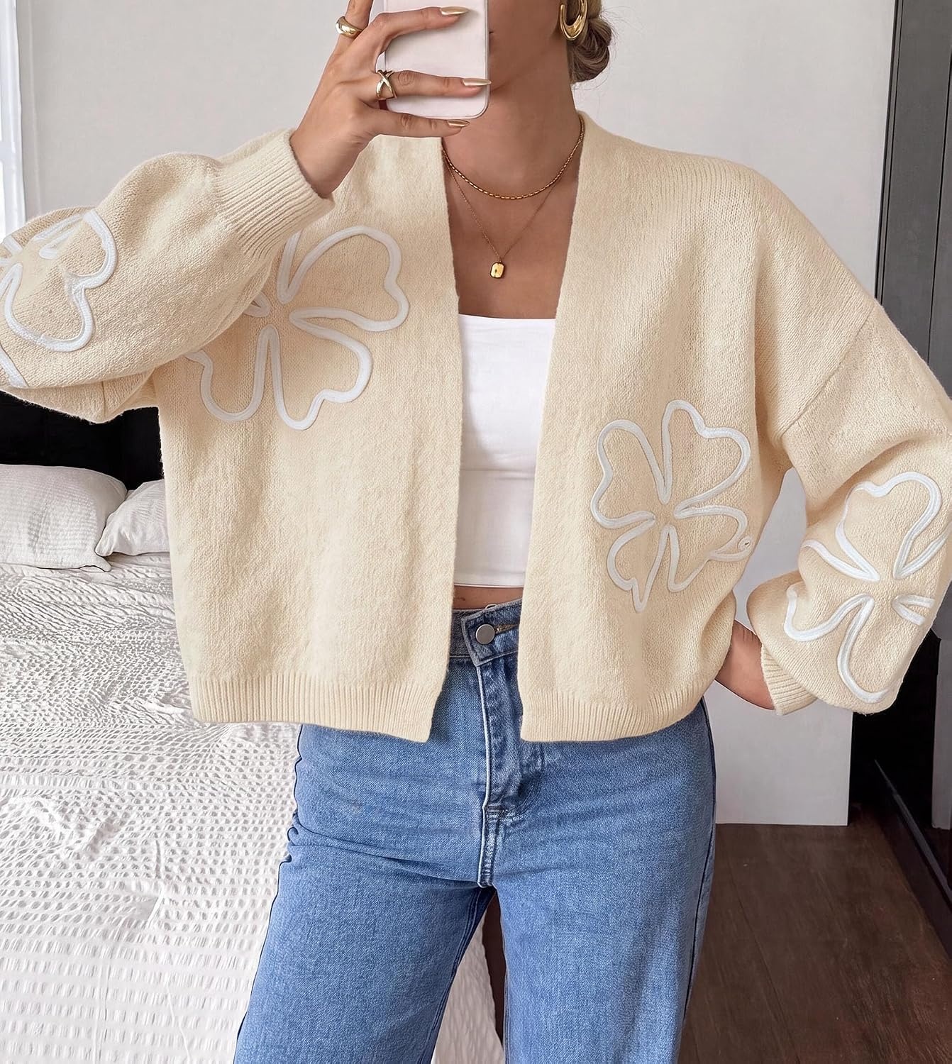 image:imagePRETTYGARDEN Womens Floral Oversized Cardigan Sweaters Trendy Fall OutfitsBeige
