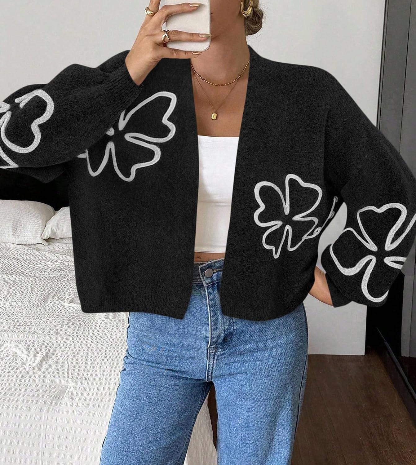 image:imagePRETTYGARDEN Womens Floral Oversized Cardigan Sweaters Trendy Fall OutfitsBlack